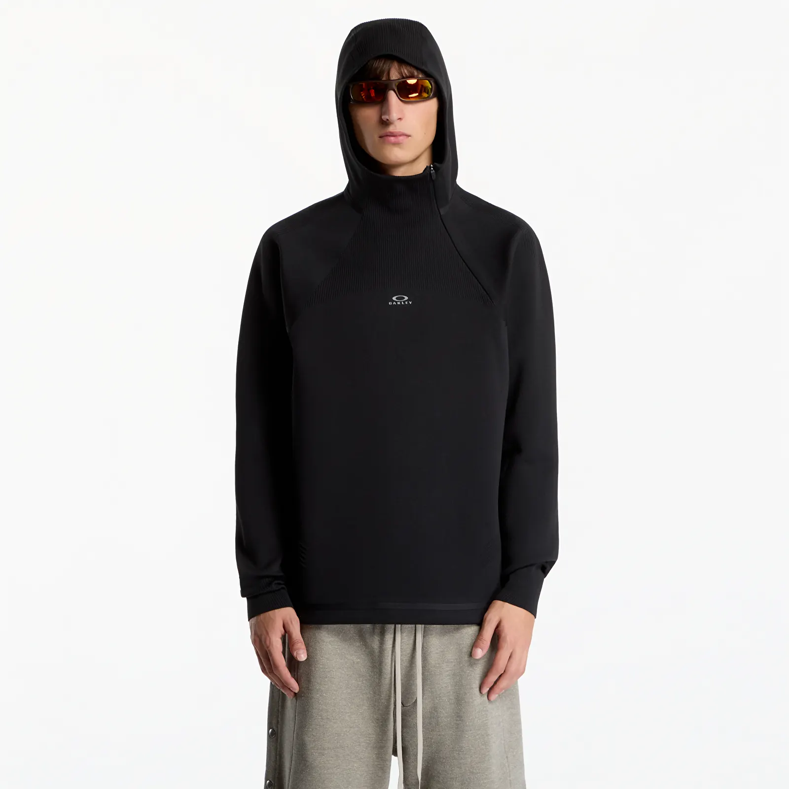 Hoodies and sweatshirts  Oakley Latitude Veil Knitted Hoodie Pitch Black