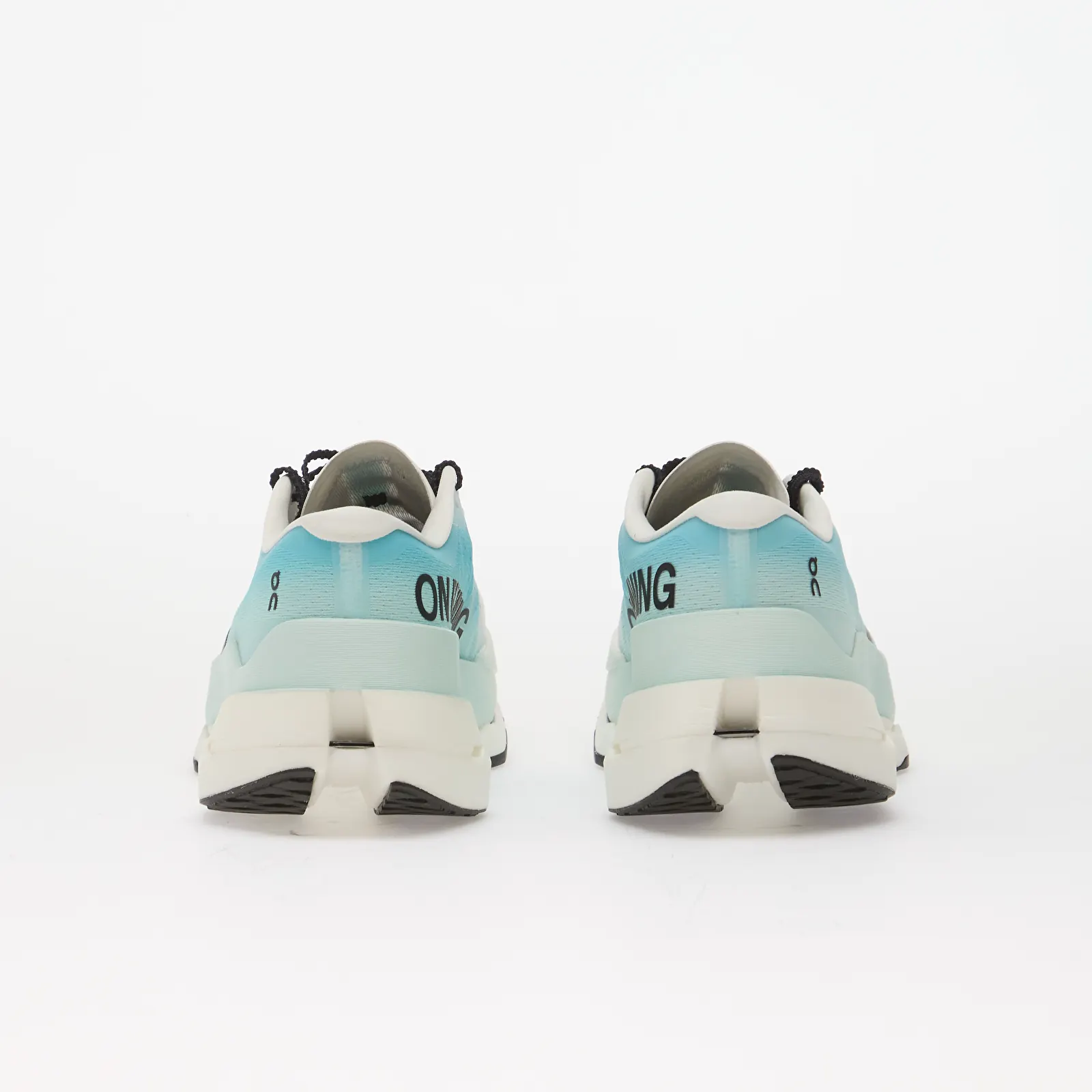 Sneakerși pentru bărbați On M Cloudboom Max White/ Flurry
