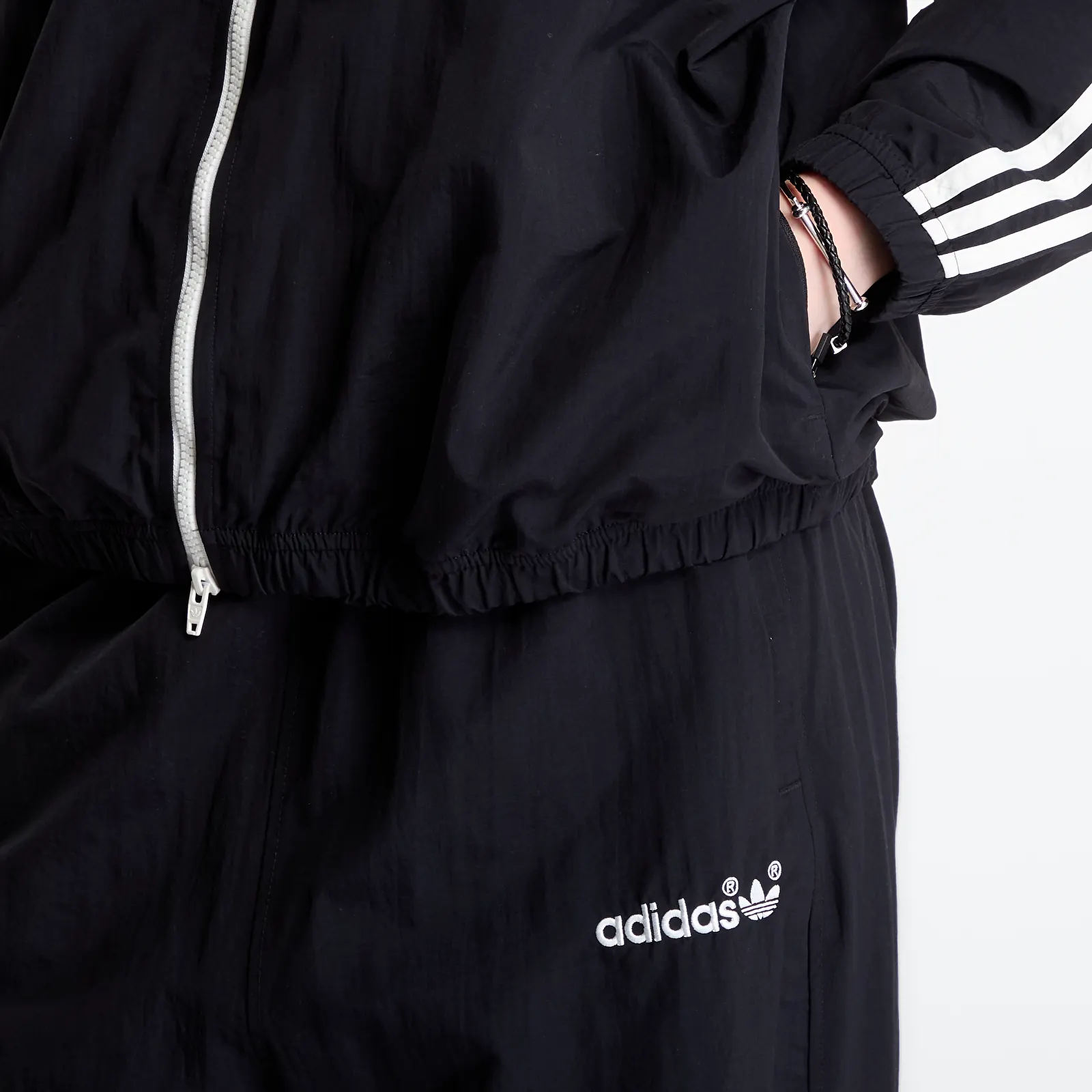 Jakne adidas adiSignature Vista Wind Track Jacket UNISEX Black