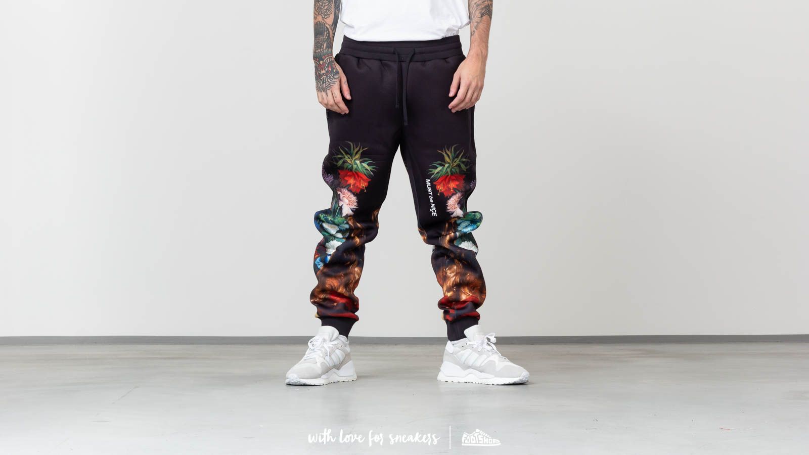 Hlače RIPNDIP Bouquet Sweatpants Black
