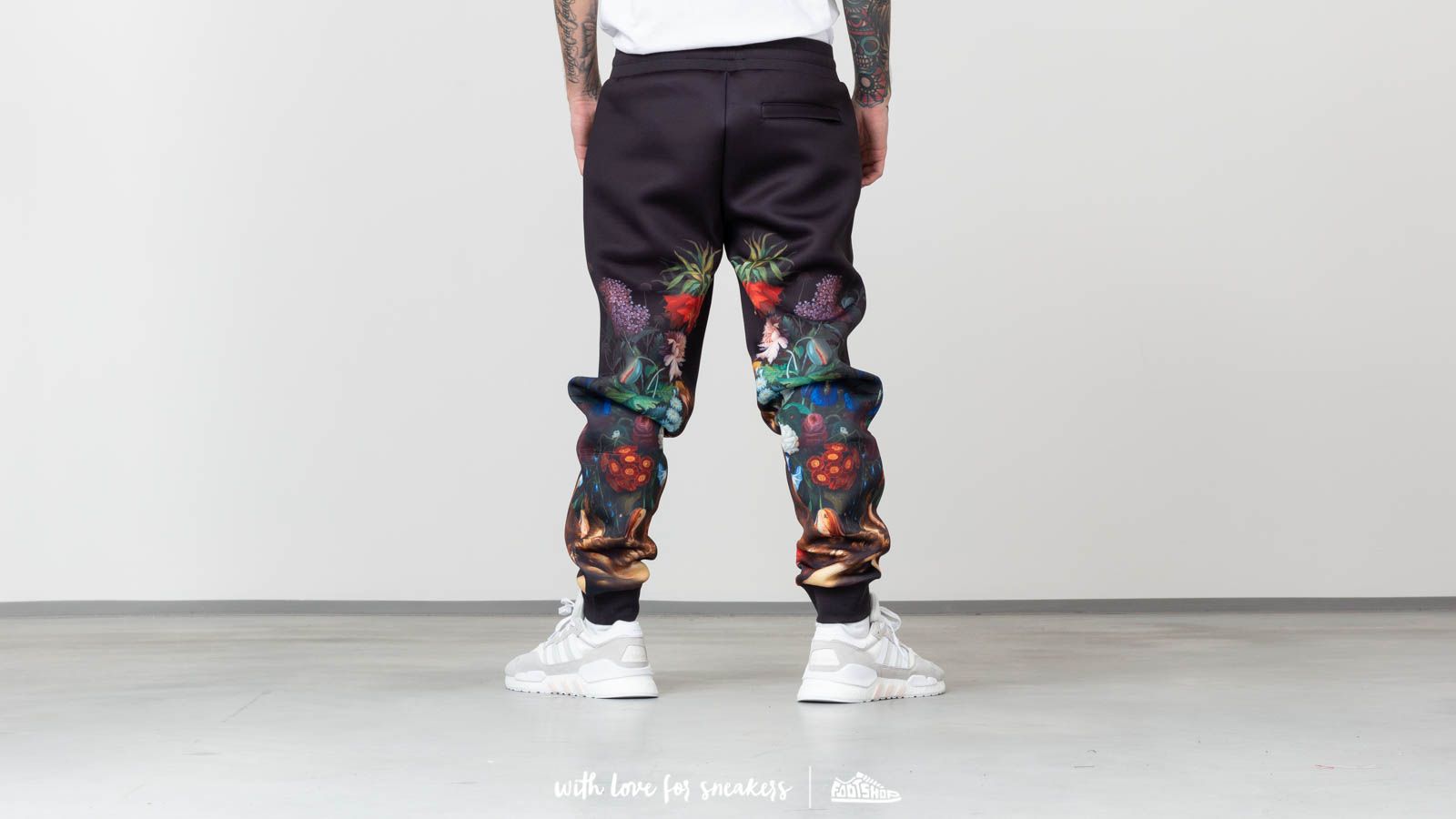 Hlače RIPNDIP Bouquet Sweatpants Black