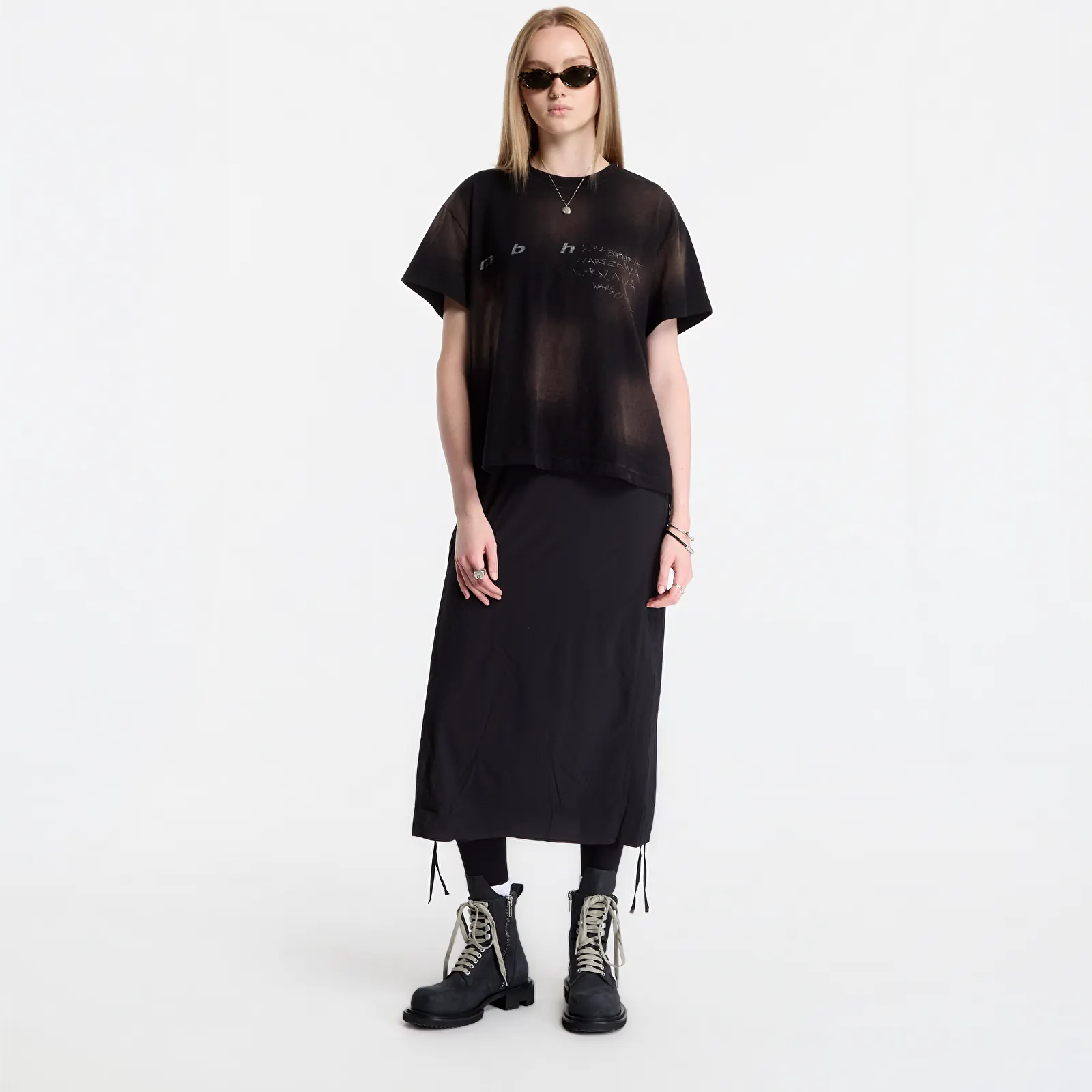 T-shirts MISBHV M B H Spot Wash Burnt Black T-Shirt UNISEX Washed Black