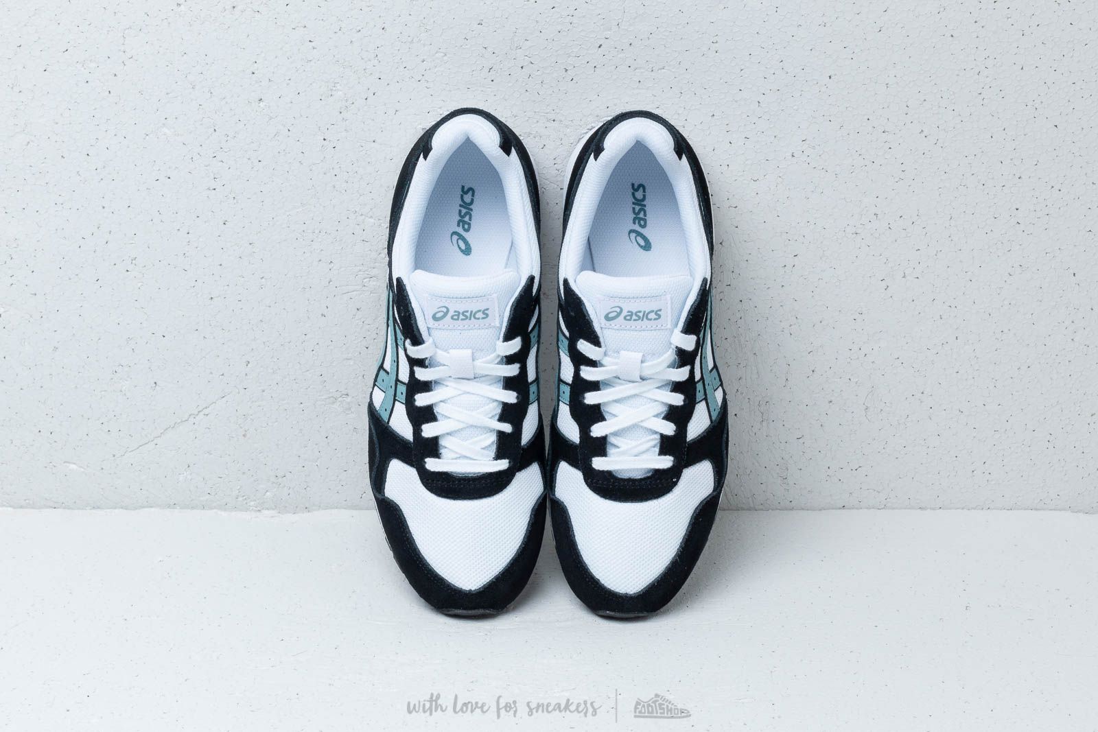 Asics lyte trainer white clearance