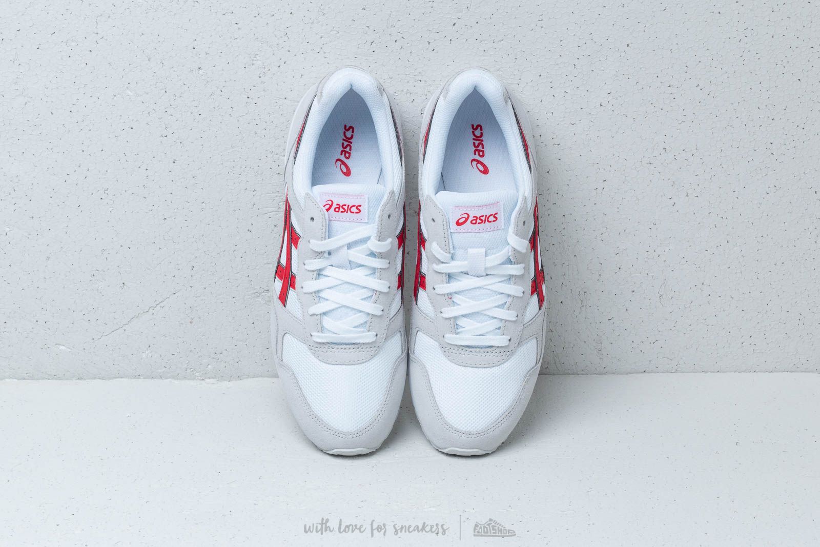 Asics lyte trainer white online