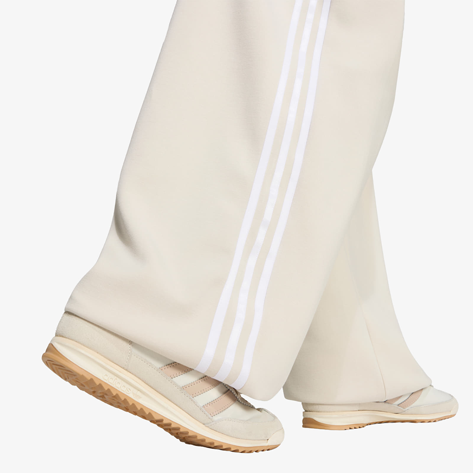 Joggebukser adidas Adiluna Season 2 x Jennie Pleated Track Pants Bliss