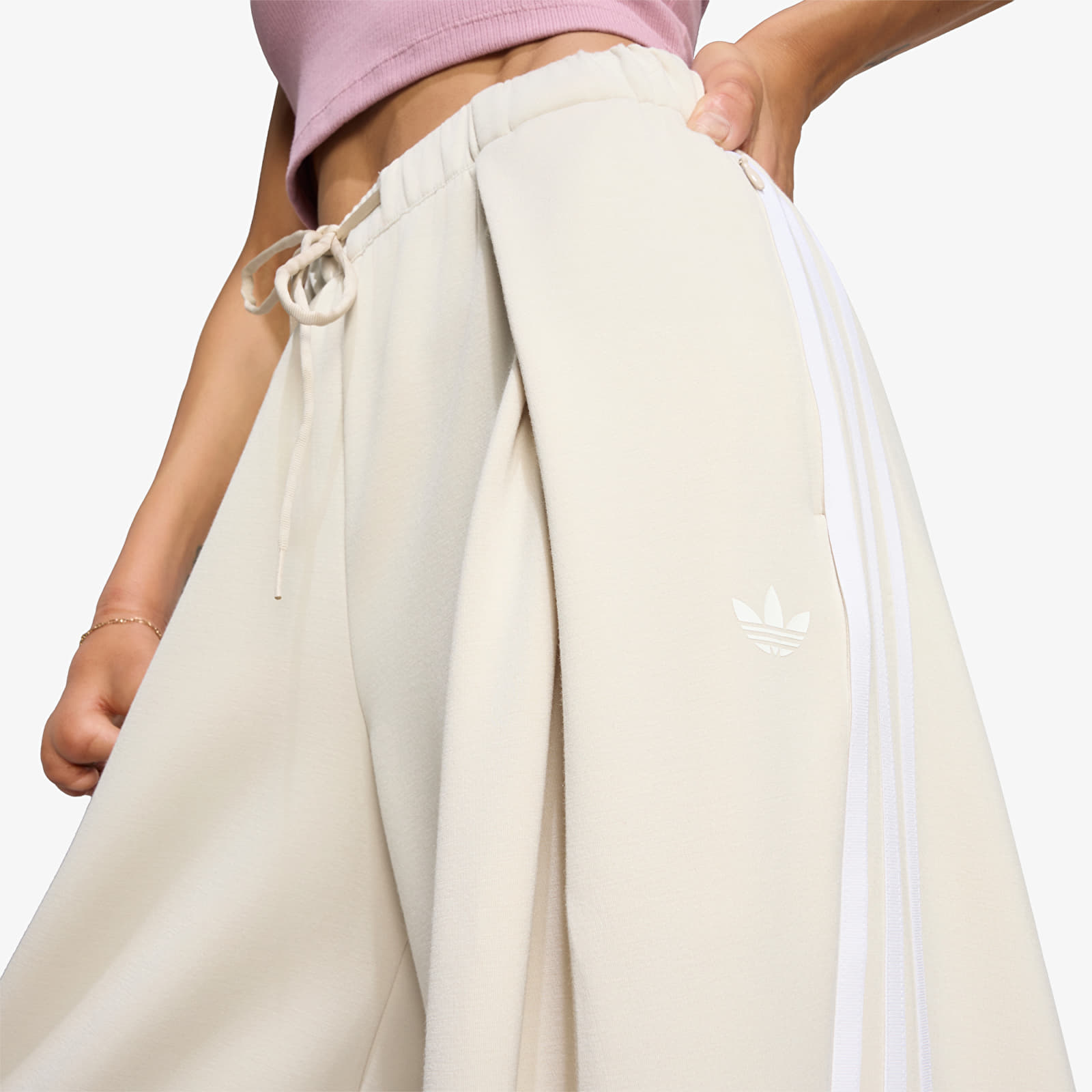 Joggebukser adidas Adiluna Season 2 x Jennie Pleated Track Pants Bliss