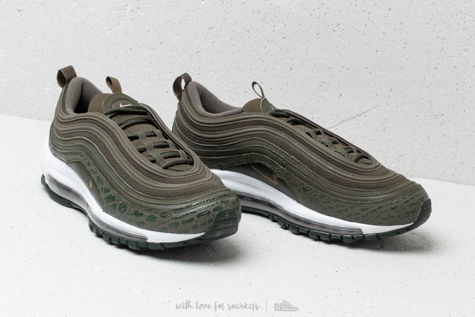 Nike air max 97 lx khaki 2025
