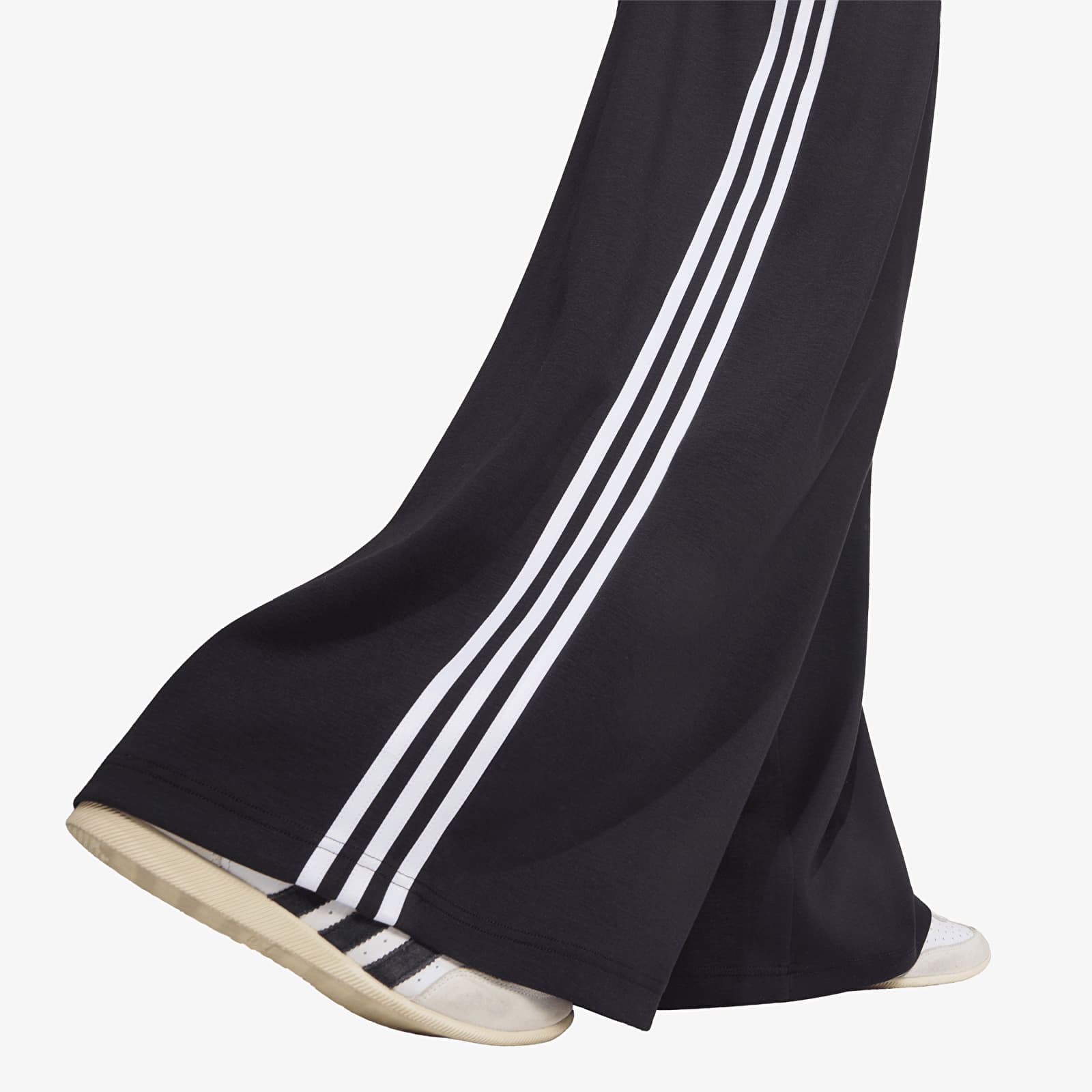 Jogger Pants adidas Adiluna Season 2 x Jennie Pleated Track Pants Black
