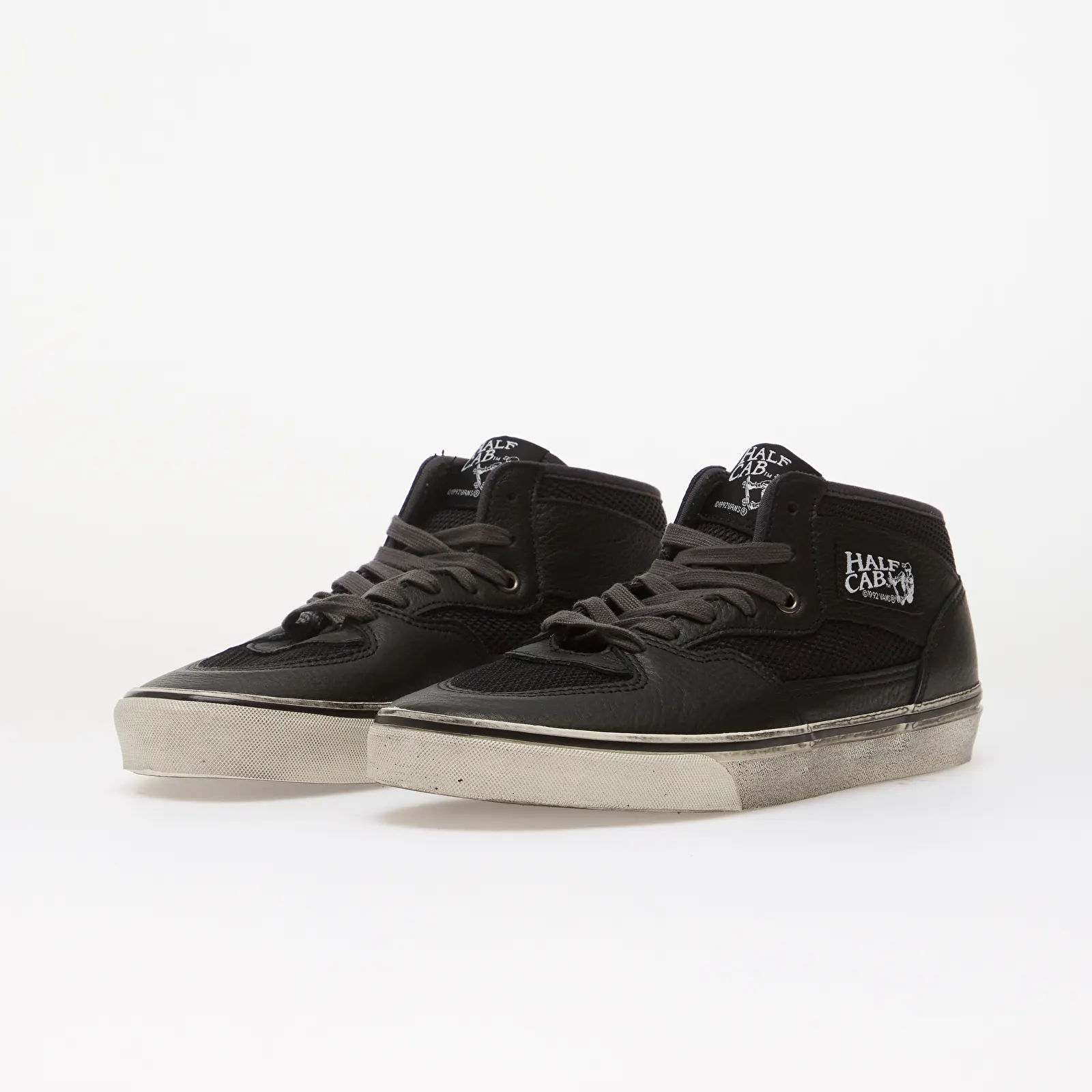 Men's shoes Vans Half Cab Decon Black