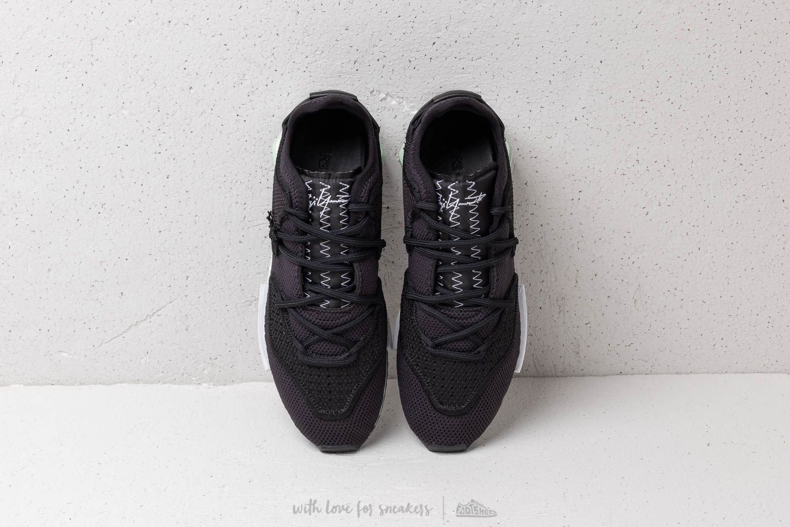 Y3 harigane on feet hotsell