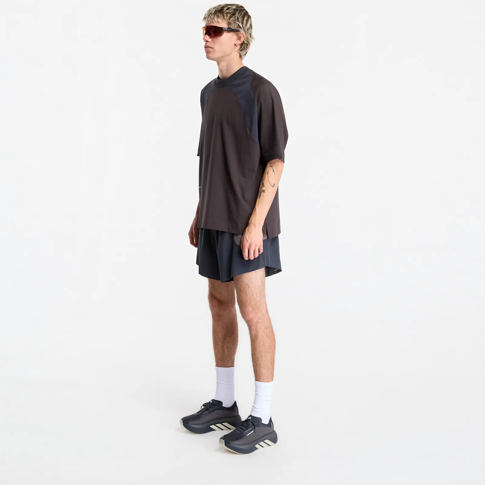 Trička adidas x Hermanos Koumori T-Shirt Night Brown/ Night Grey