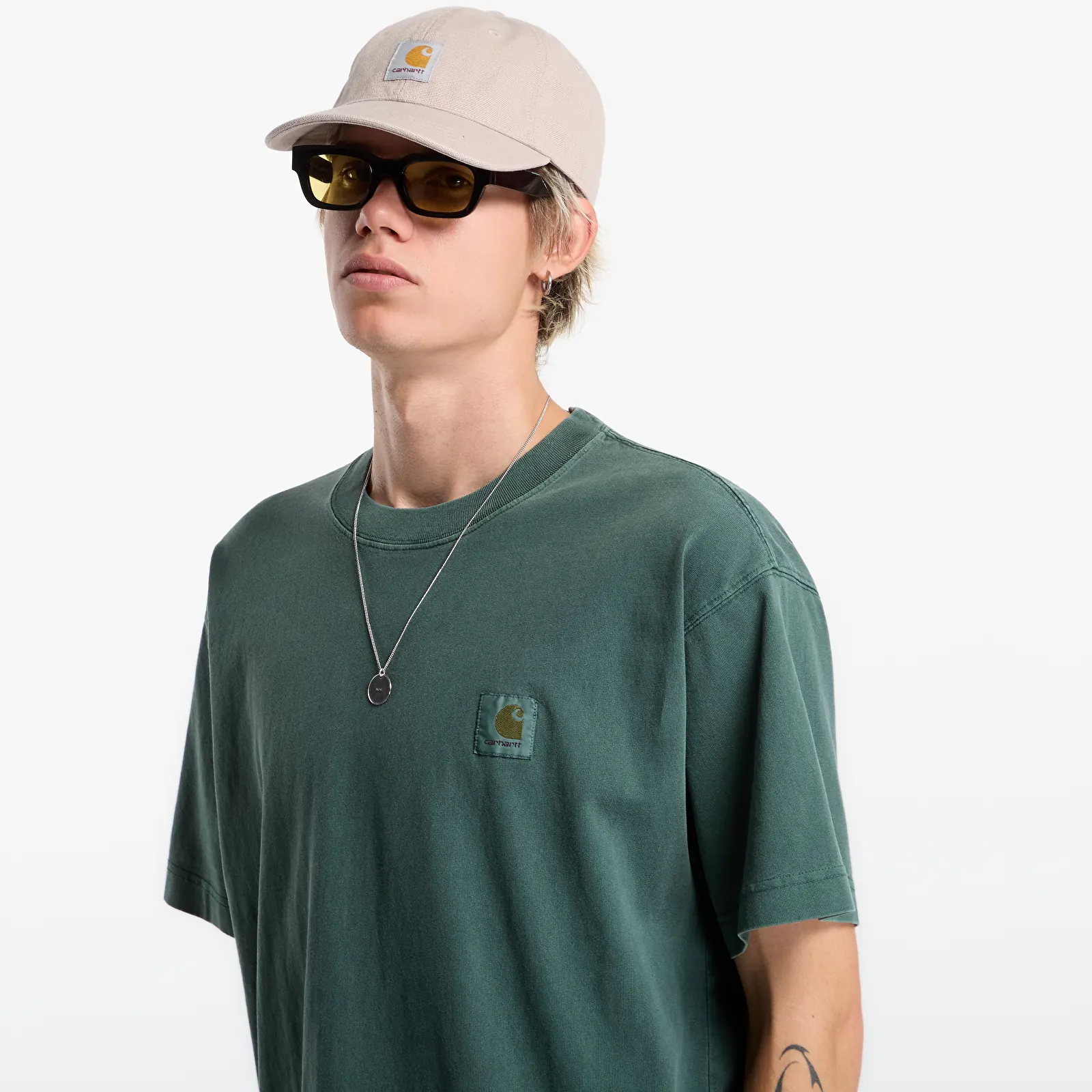 T-shirts  Carhartt WIP S/S Vista T-Shirt UNISEX Dark Scarab Garment Dyed
