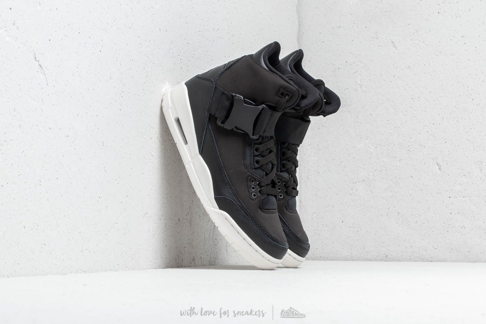 Sieviešu apavi Air Jordan Wmns 3 Retro Exp Xx Black/ Black-Sail