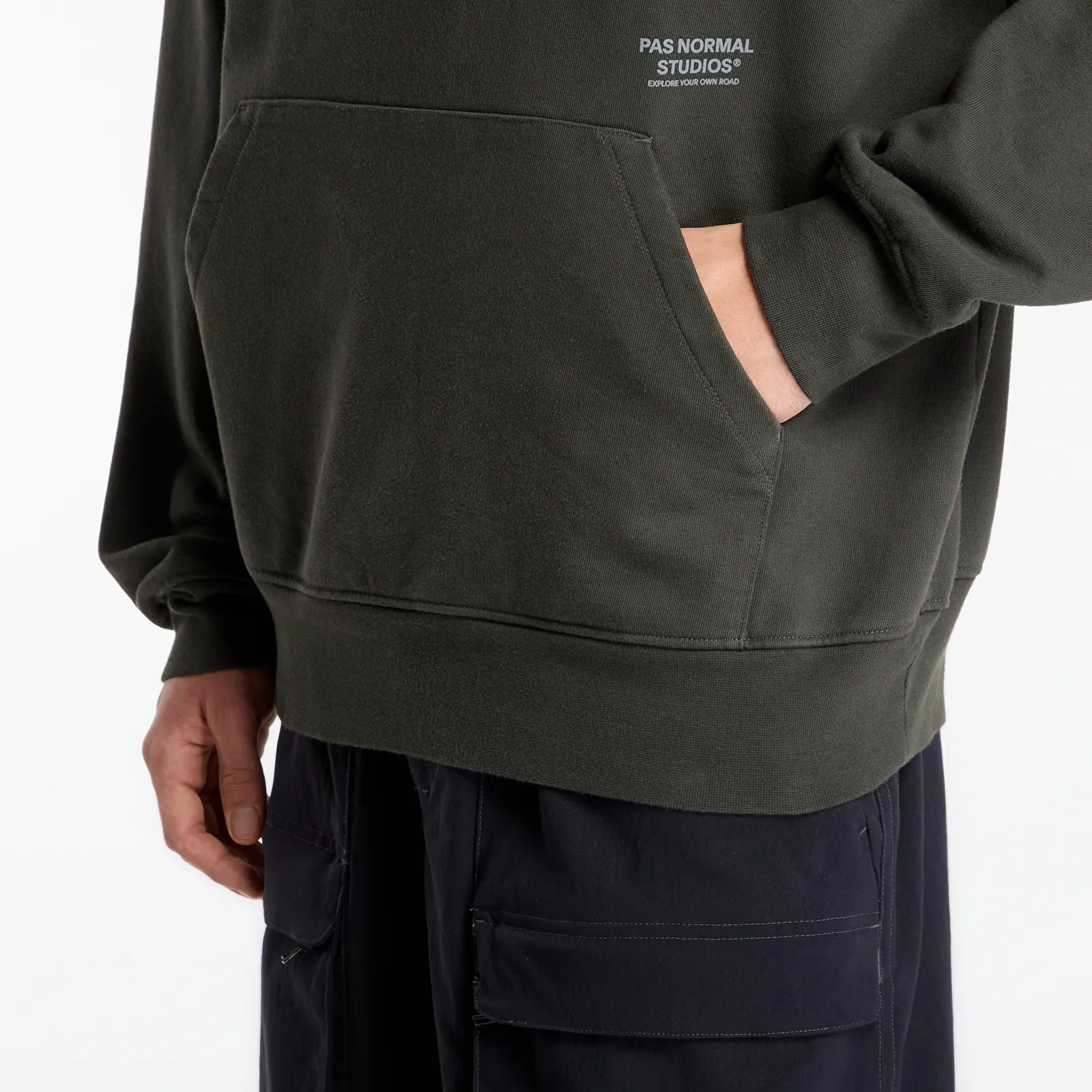 Hoodies and sweatshirts  Pas Normal Studios Off-Race Hoodie Dark Olive