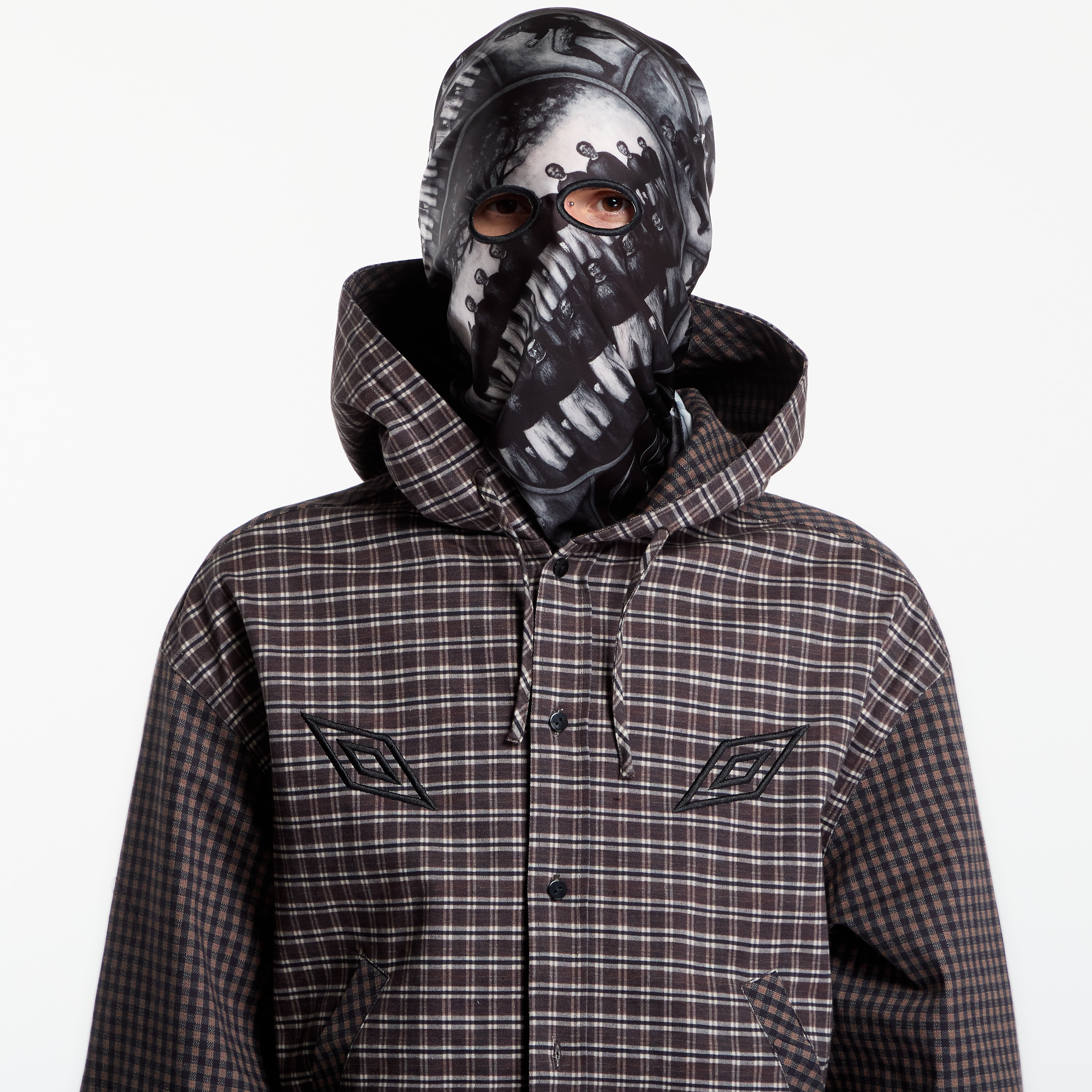 Шал Umbro Crowd Masked Foulard Black Grey Universal