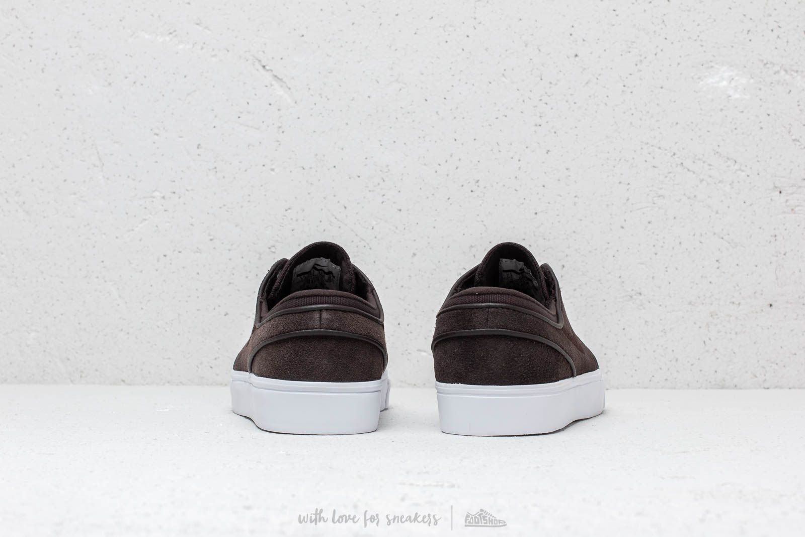 Nike janoski hotsell velvet brown