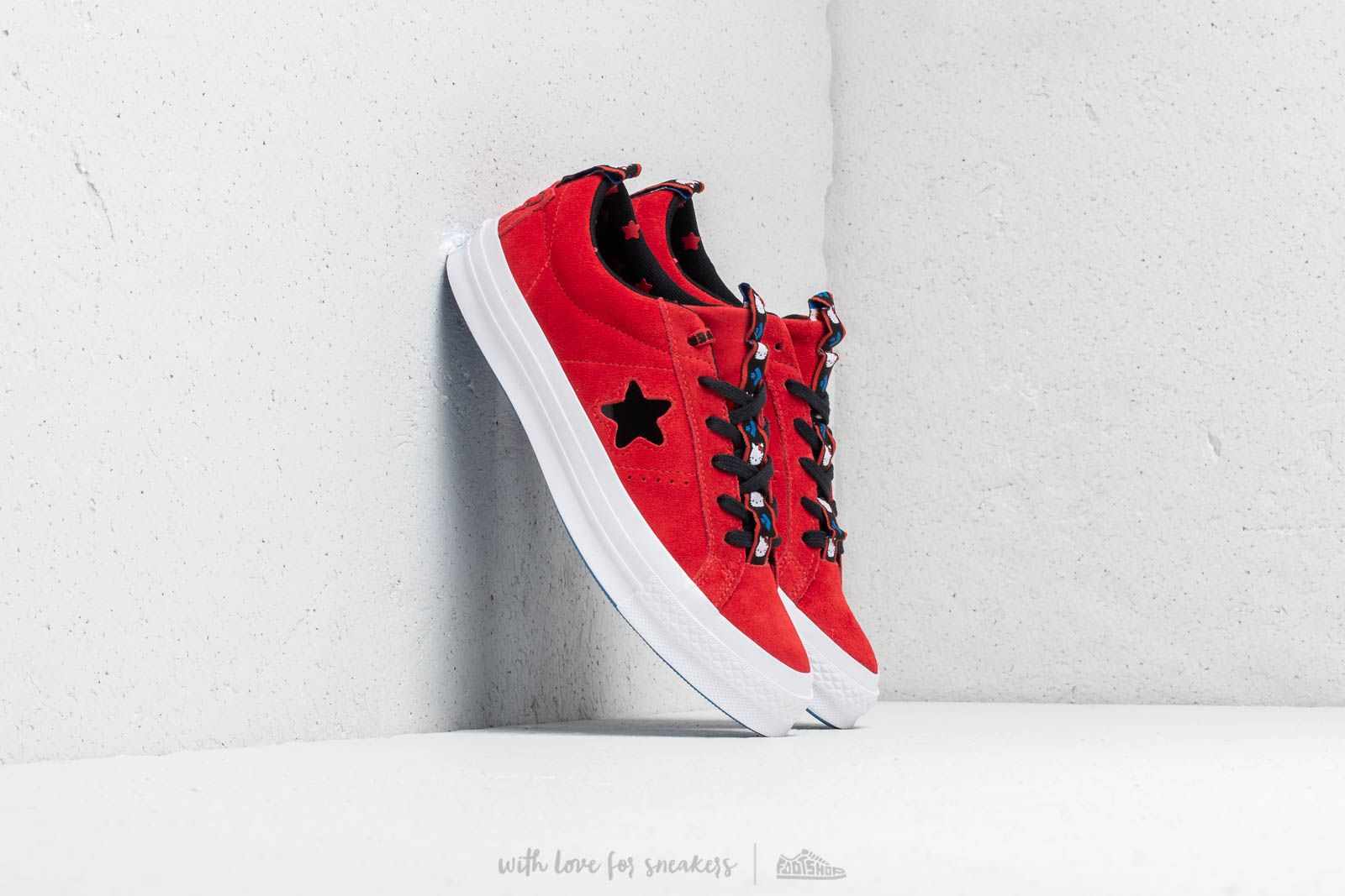 Zapatillas Hombre Converse x Hello Kitty One Star OX Fiery Red/ Black/ White