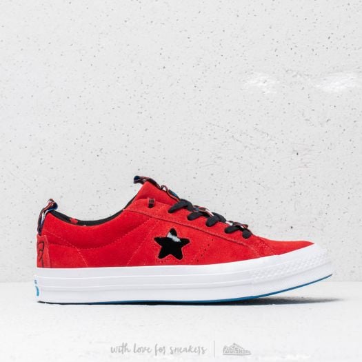 Hello kitty one star on sale