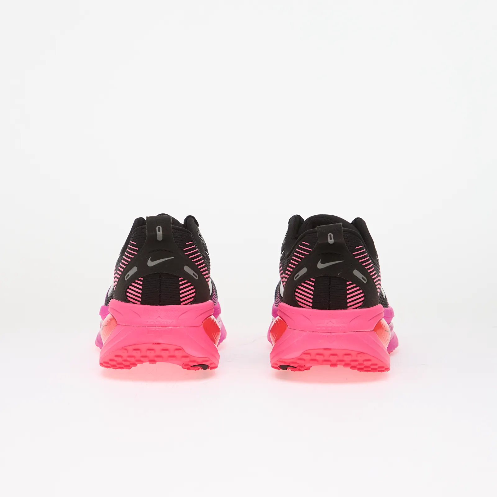 Dámské tenisky a boty Nike Vomero 18 Black/ Black-Hyper Pink-Laser Crimson