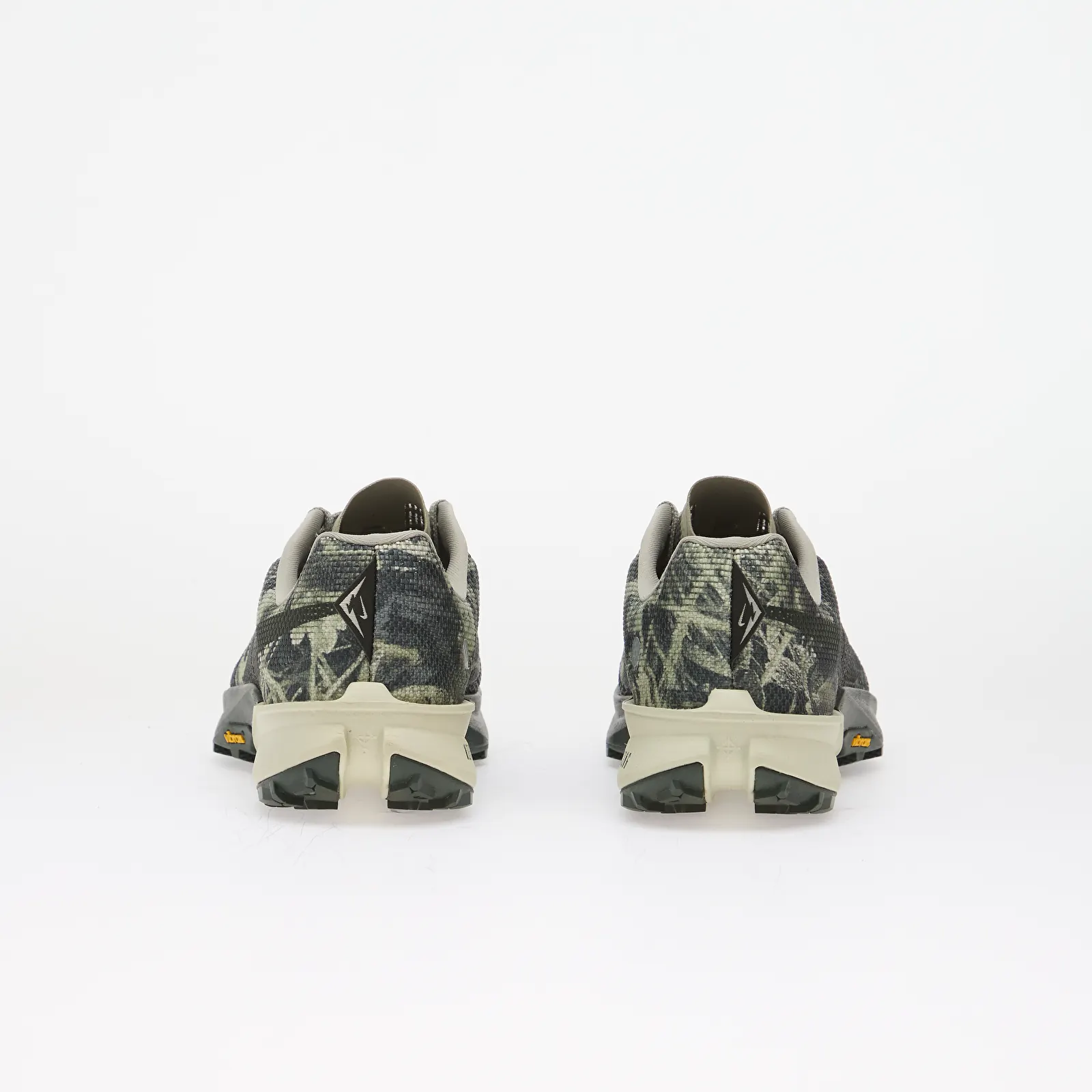 Pánské tenisky a boty Nike Kiger 10 Spruce Fog/ Black Spruce/ Sea Glass