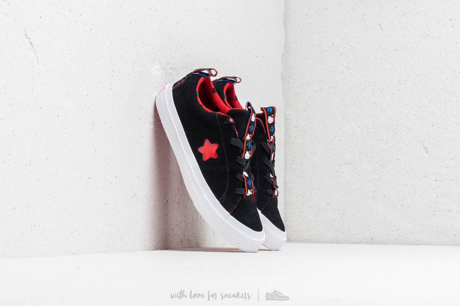 Scarpe e sneakers bambini Converse x Hello Kitty One Star OX Black/ Fiery Red/ White