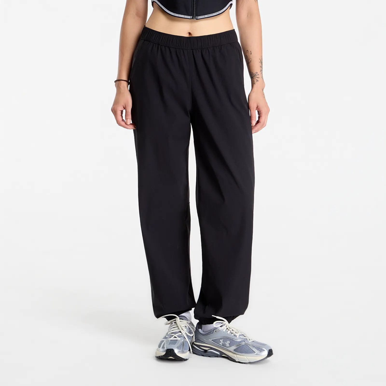 Pantalons de survêtement femme Under Armour Unstoppable Wvn Jogger Ultimate Black