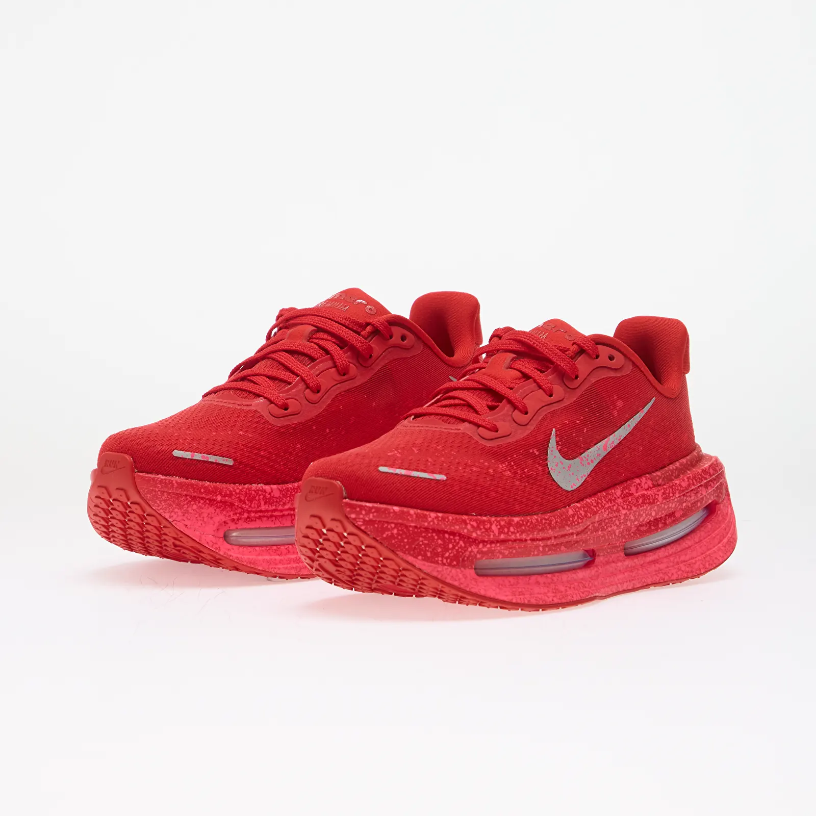 Women's shoes Nike Vomero Premium University Red/ Metallic Silver