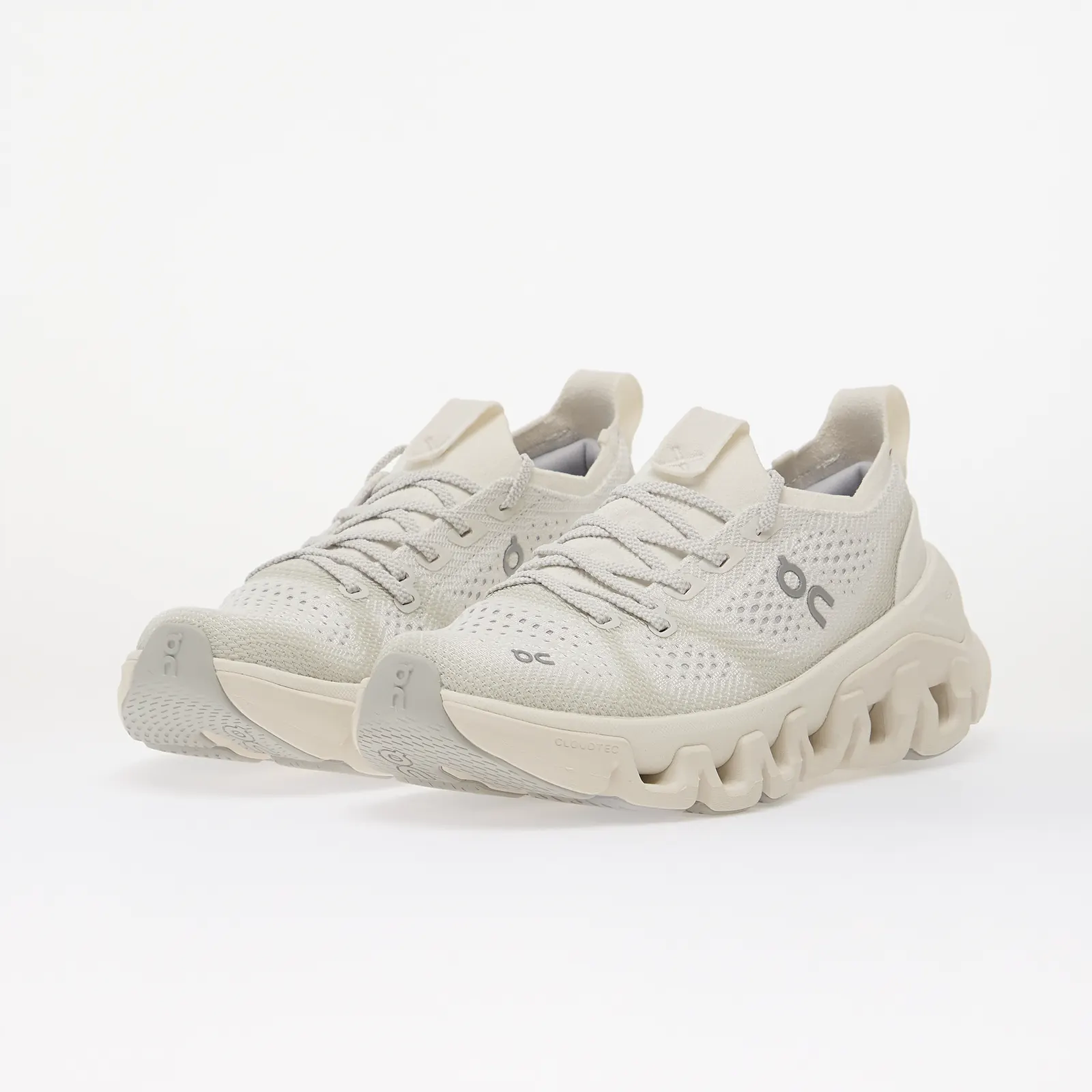 Women's sneakers On W Cloud X Tempo Ivory/ Ice