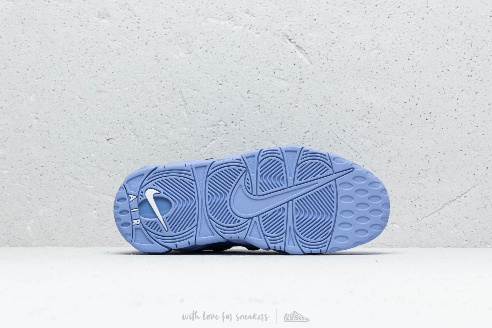 Women s shoes Nike Air More Money W Twilight Pulse White Footshop