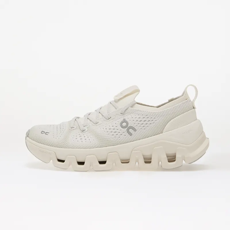On M Cloud X Tempo Ivory/ Ice