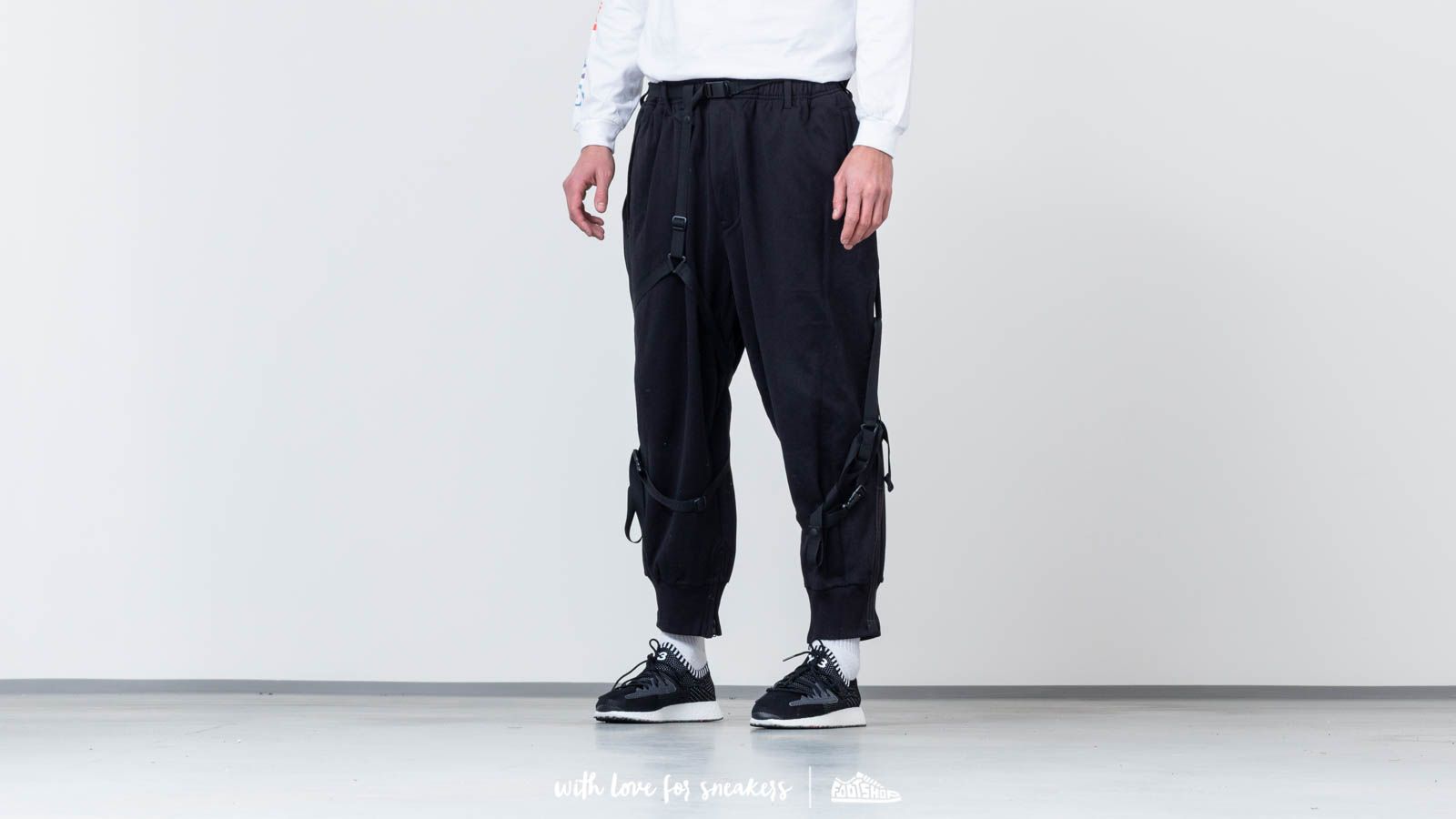Y3 best sale cropped pants