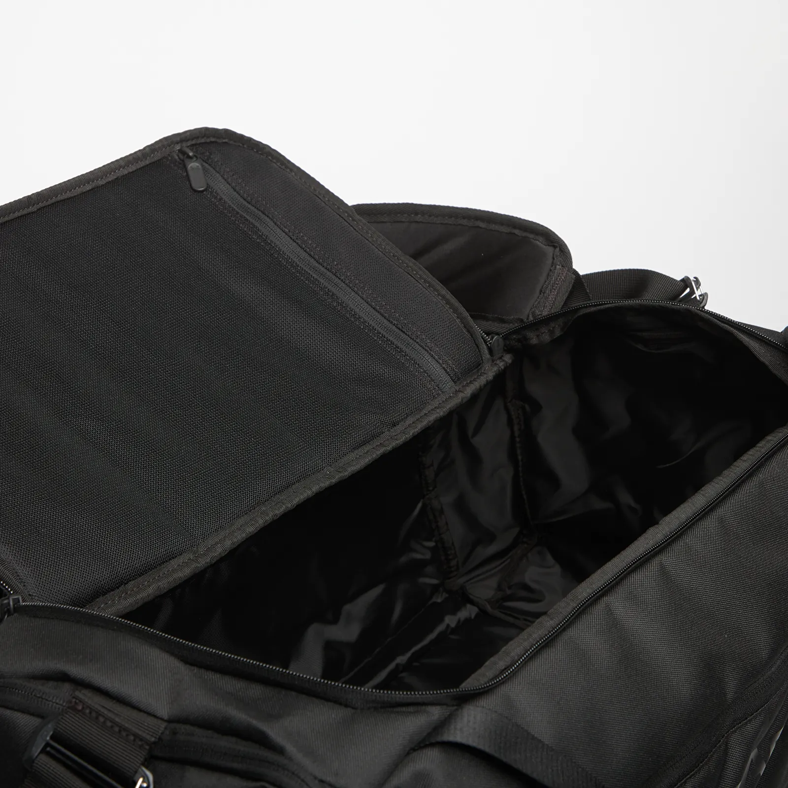 Plecaki Under Armour Undeniable SM Backpack Duffle Black