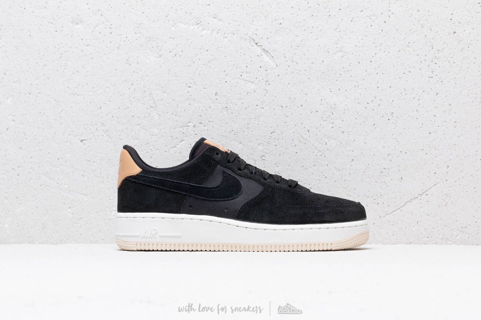 Air force 1 07 trainers black black summit white light cream online