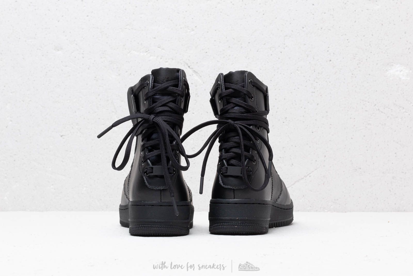 Chaussures et baskets femme Nike W Af1 Rebel Xx Black Black Black Footshop