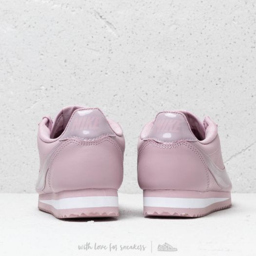 Nike classic cortez premium hotsell plum chalk