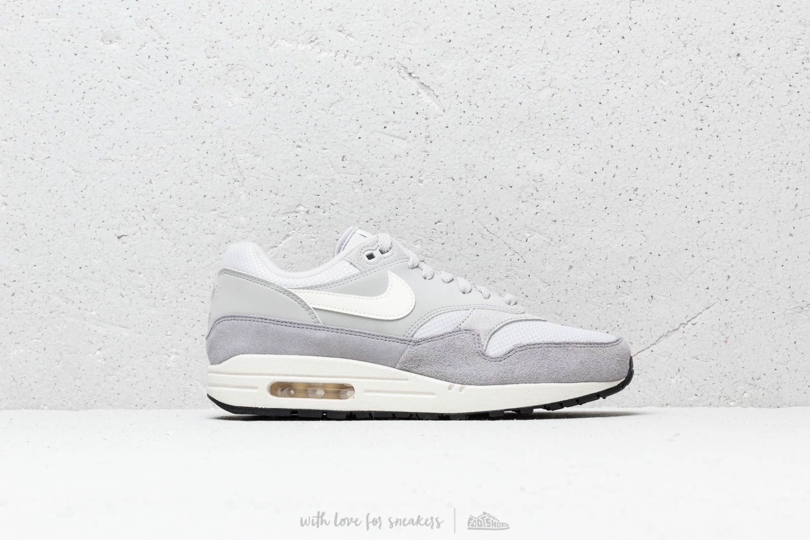nike air max 1 vast grey & sail
