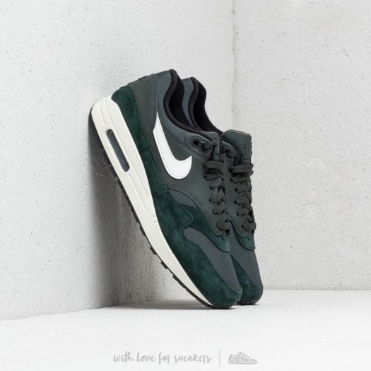 Nike air max 1 outdoor green sail & black shop