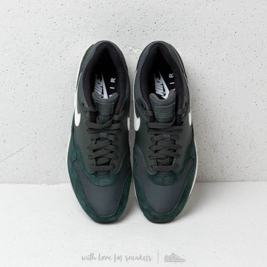 Outdoor green air max 1 best sale
