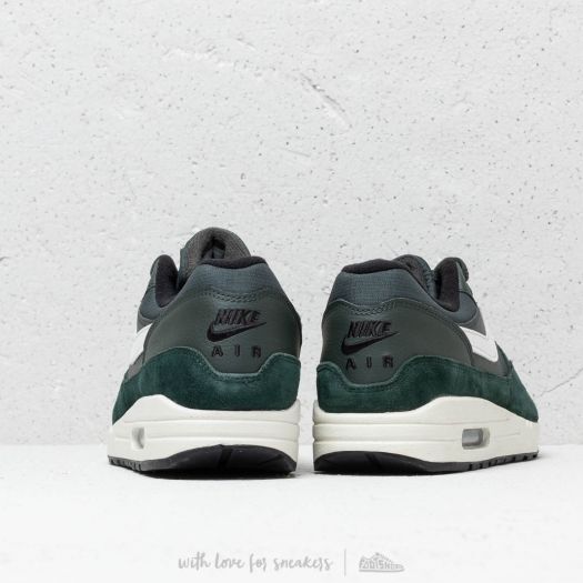 Nike Air Max 1