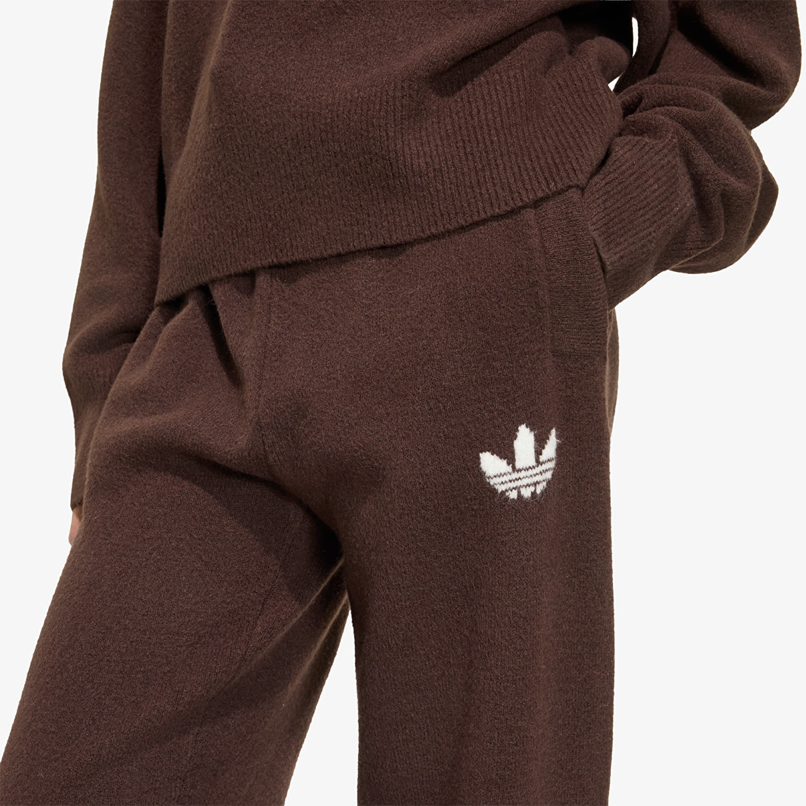 Pantaloni de trening pentru femei adidas Essentials Knit Pants Aurora Coffee