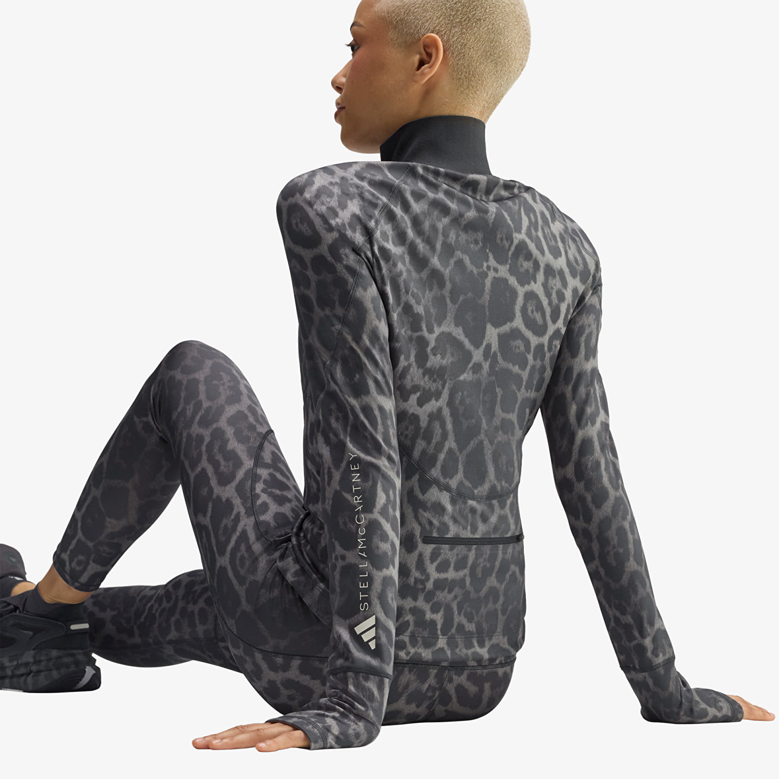 Kabátok adidas by Stella McCartney Training Midlayer Printed Dove Grey/ Carbon