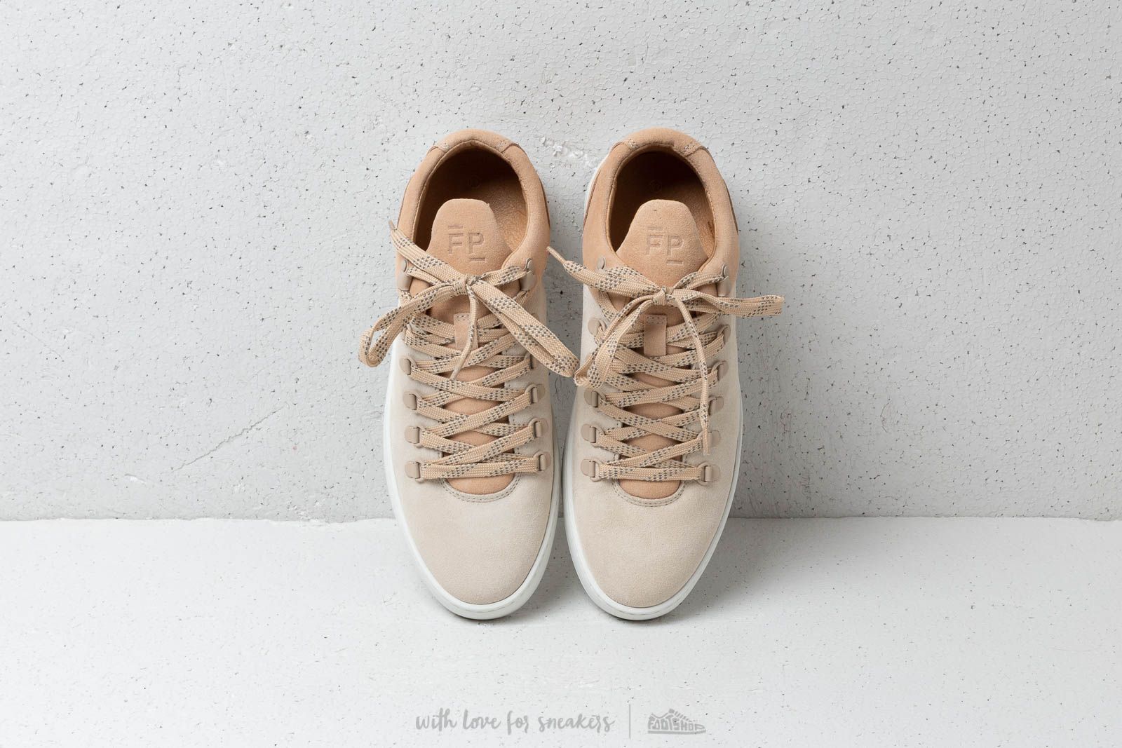 Мъжки кецове и обувки Filling Pieces Mountain Cut Plain Cape Suede Beige