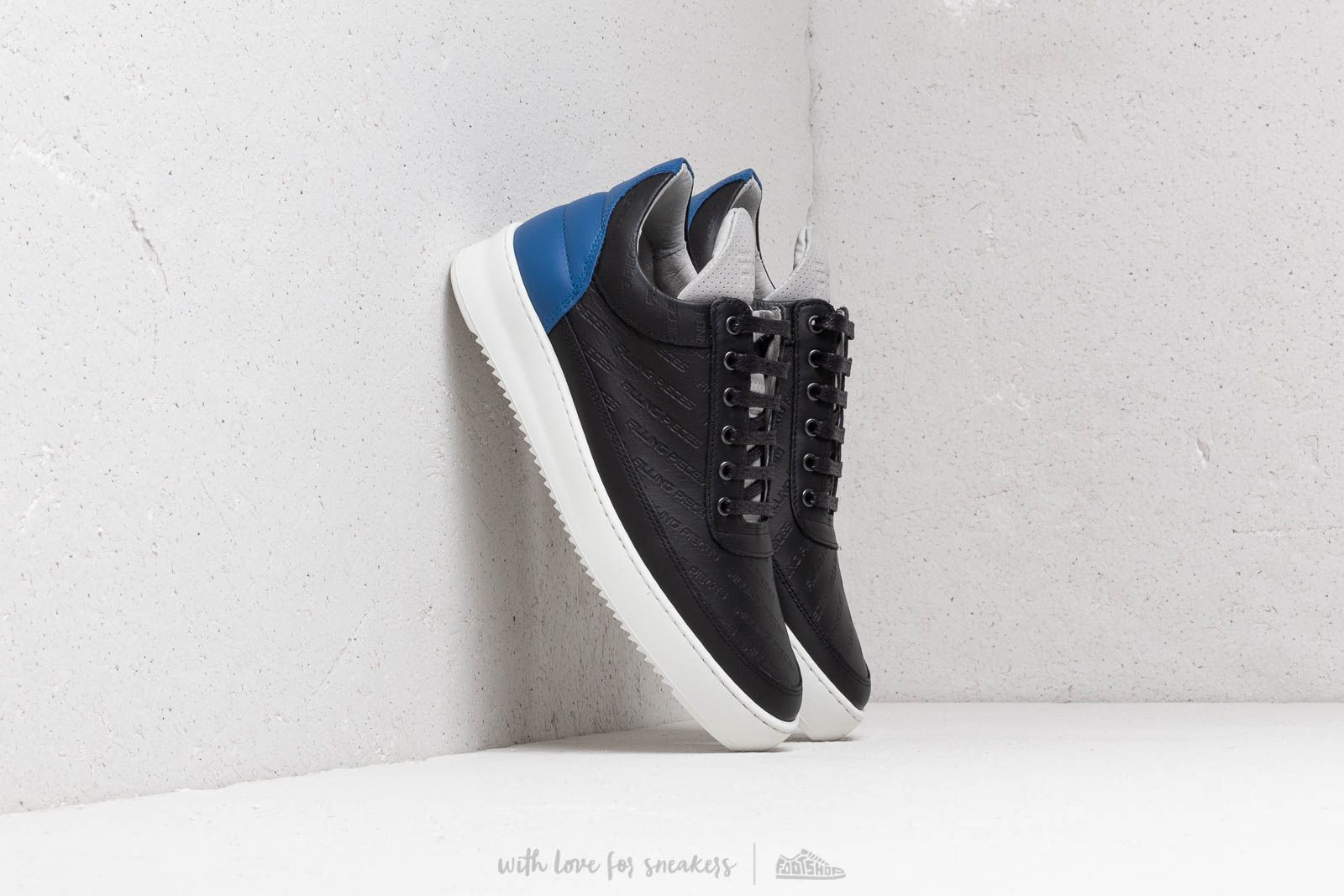 Sapatos de homem Filling Pieces Low Top Ripple Hades Black/ Blue
