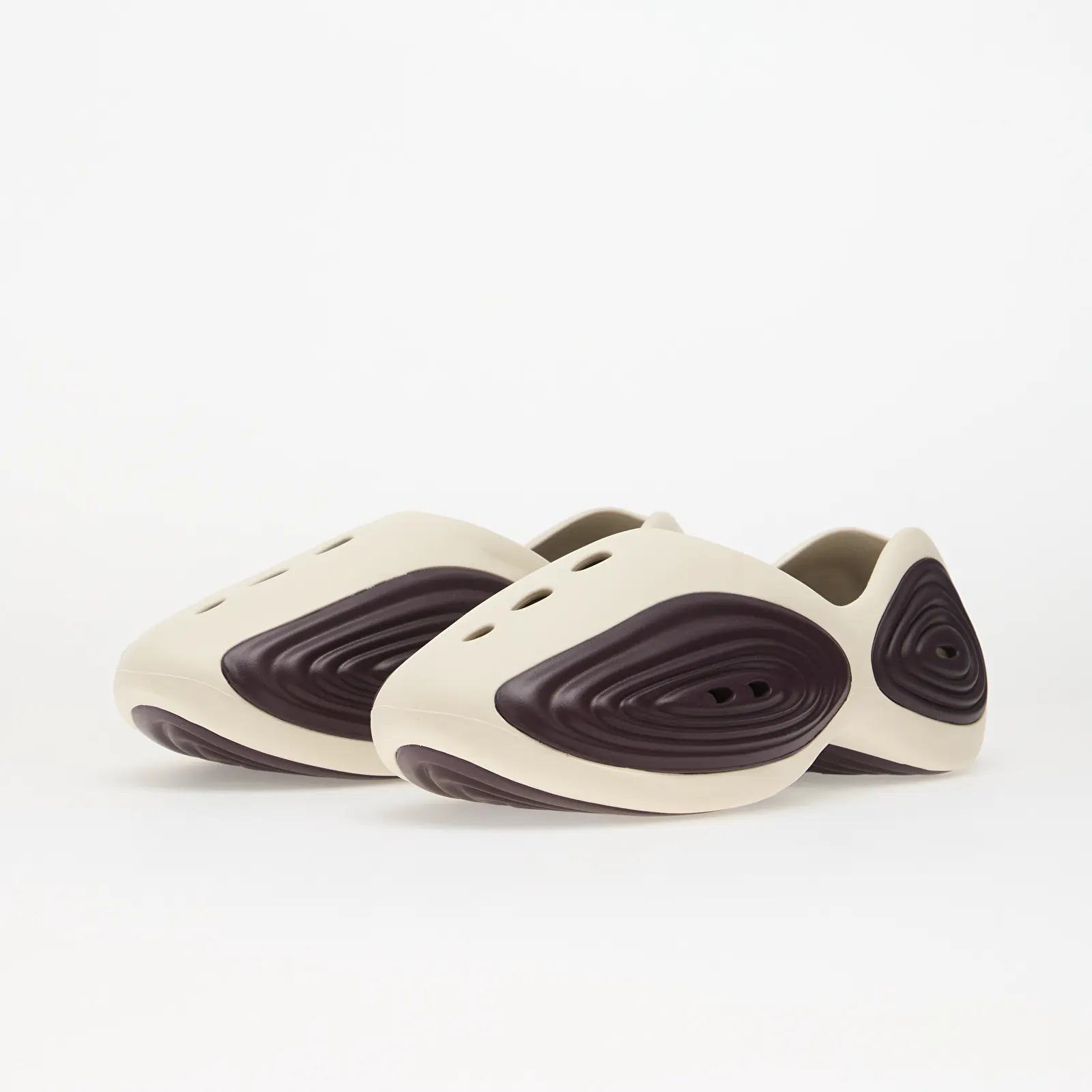 Meeste slaidid Crocs Ripple Oyster/ Currant