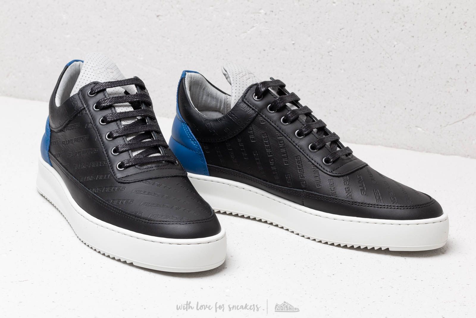 Sapatos de homem Filling Pieces Low Top Ripple Hades Black/ Blue