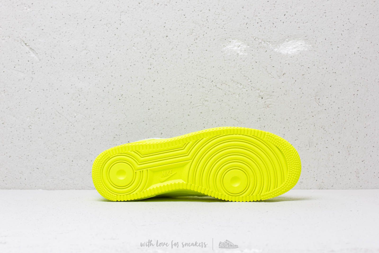 Scarpe uomo Nike Air Force 1 '07  Lv8 Utility Volt/ White- Black- Wolf Grey