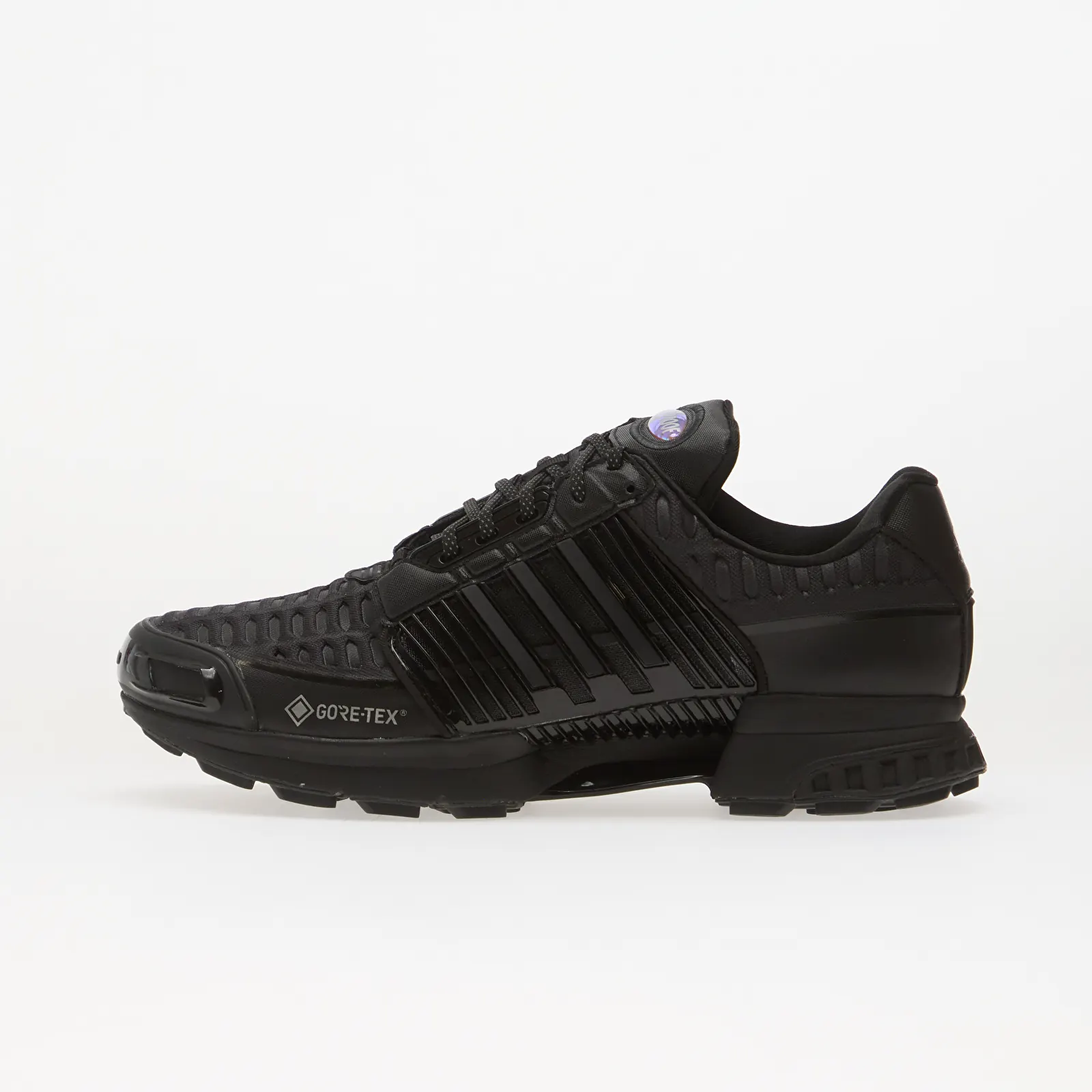 Încălțăminte și sneakerși pentru bărbați adidas Climaproof 1 GORE-TEX Core Black/ Core Black/ Iron Metallic