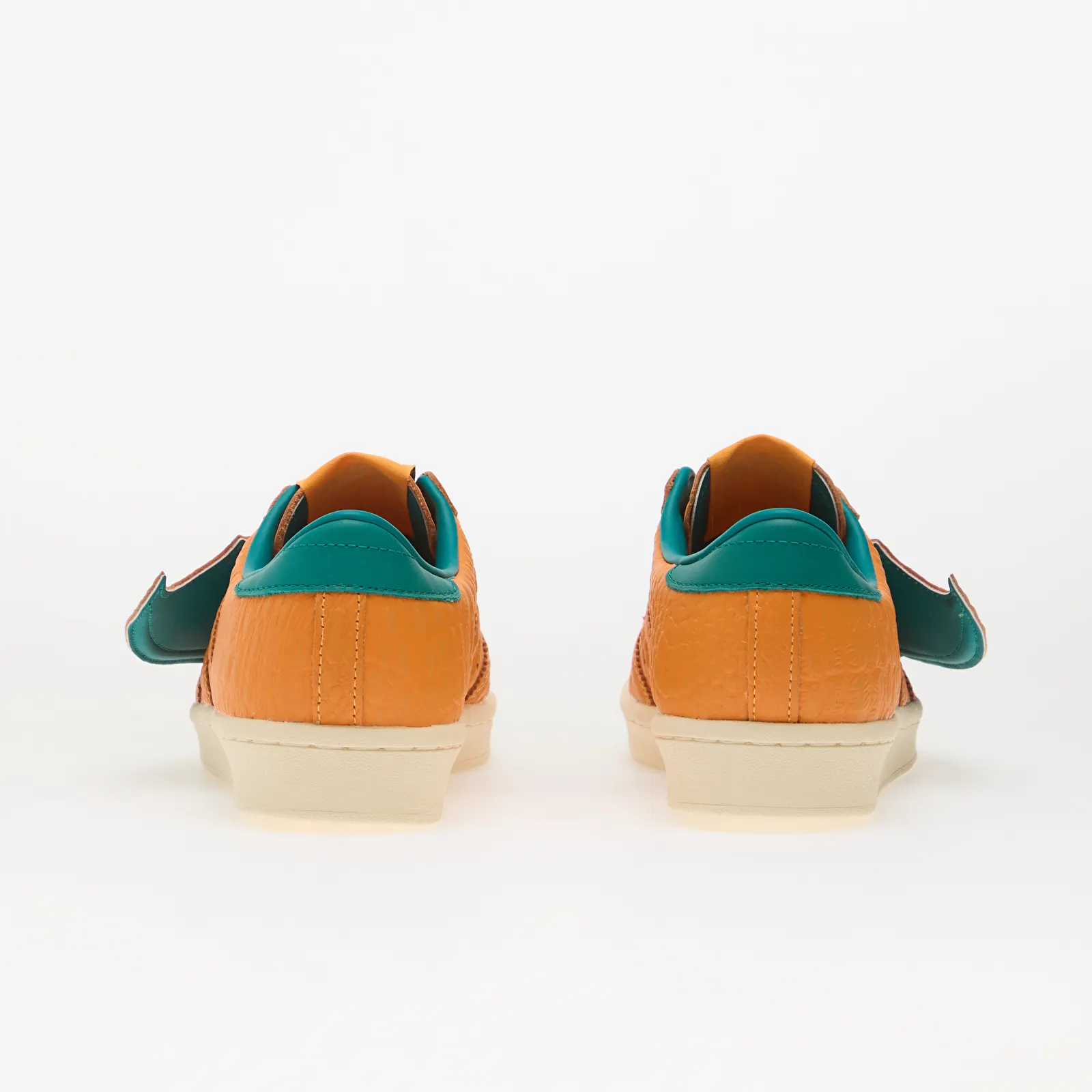 Herren Sneaker und Schuhe adidas x Pokemon Superstar Vintage (Charizard) Pure Tangerine/ Pure Tangerine/ Equipment Green