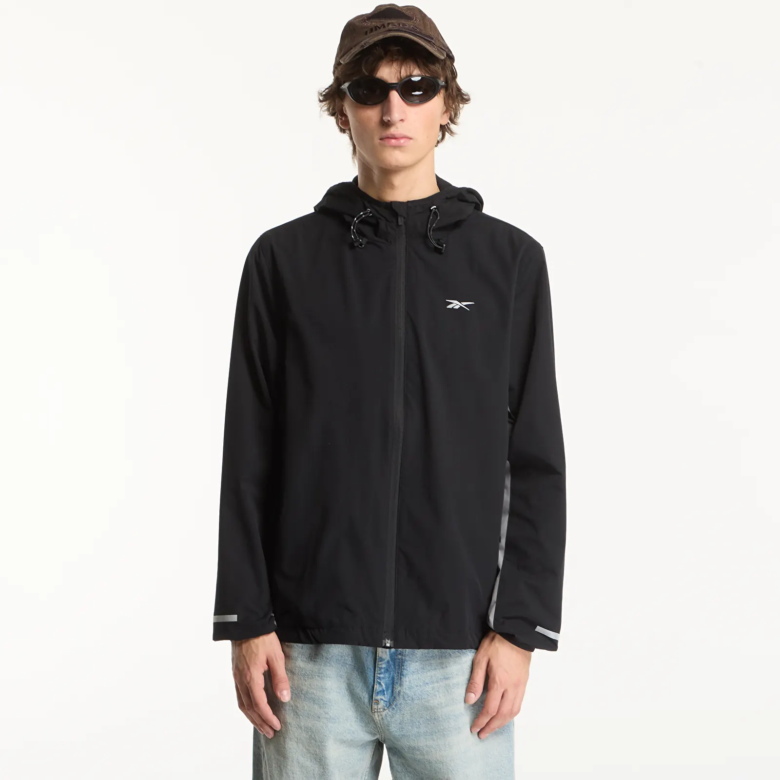 Треньорски якета Reebok ID Lightweight Windbreaker Black/ Grey 4
