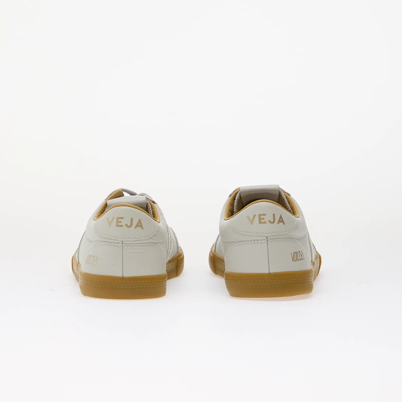Men's shoes Veja Volley Sig Grained Oil Leather Pearl